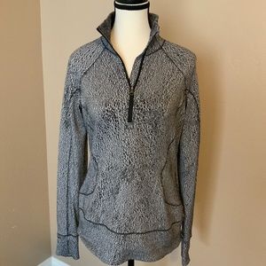 LuluLemon pull over top